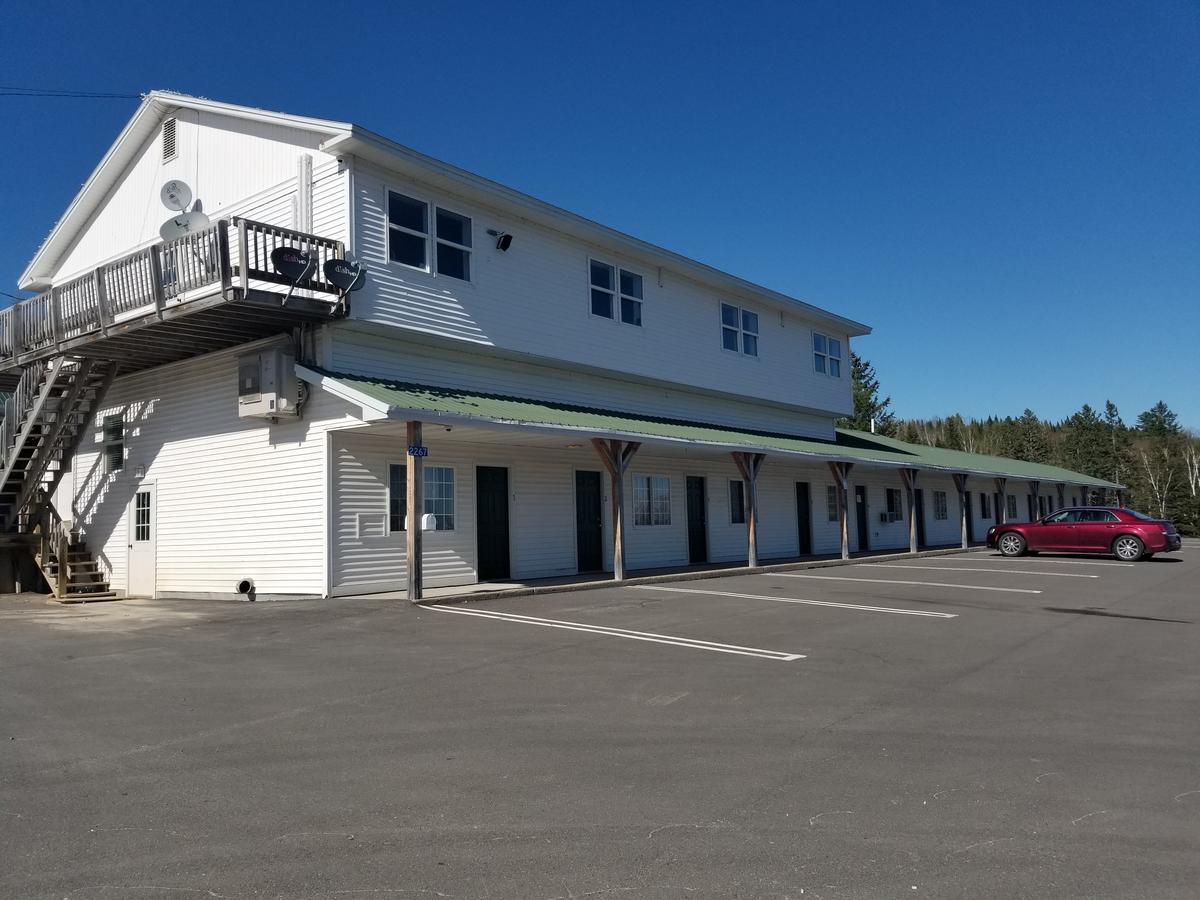 The Brookside Inn Ludlow Εξωτερικό φωτογραφία